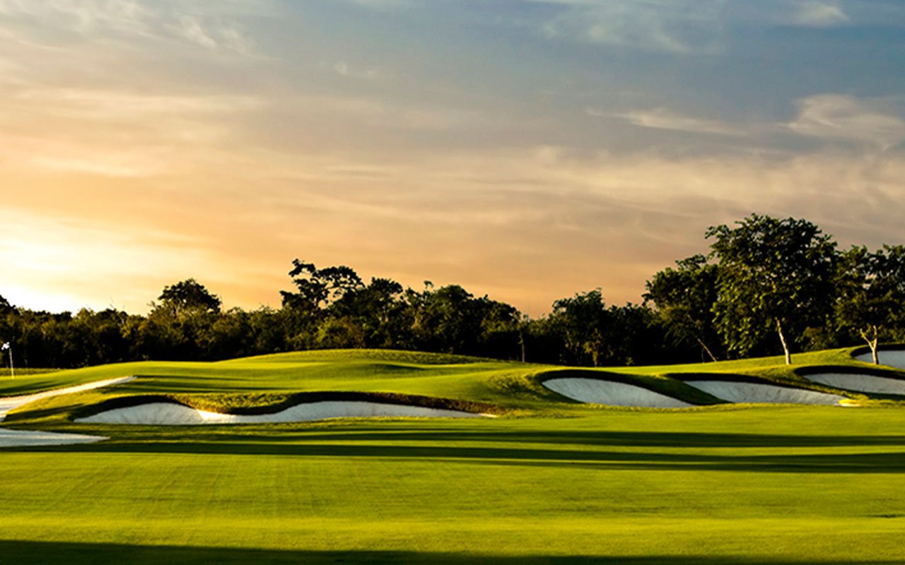 Inmobilia - El Jaguar Golf Course